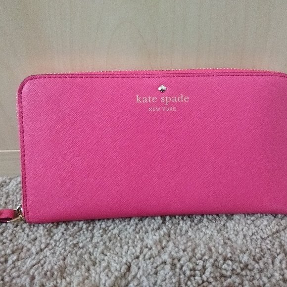 Kate Spade Cedar Street Lacey Continental Wallet - Picture 2 of 4